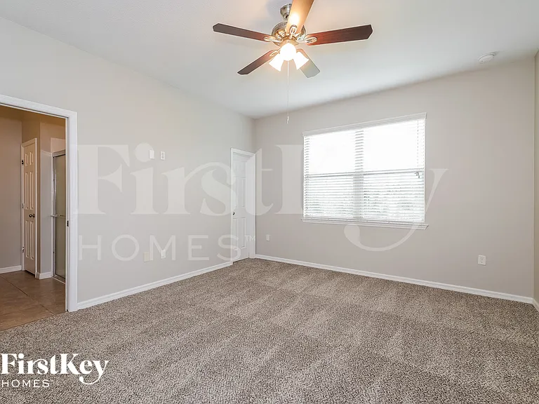 3670 Moca Dr — Photo 8