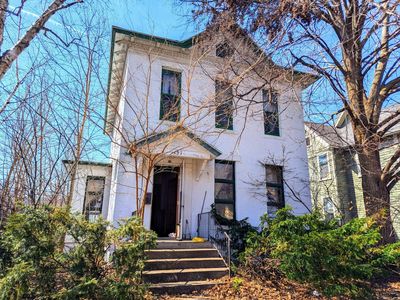 157 E 5th St, Winona, MN, 55987