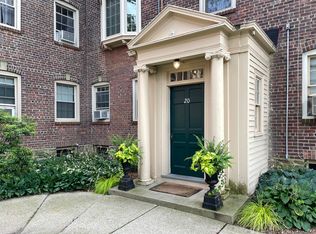 20 Rowsley St, Bridgeport, CT 06605