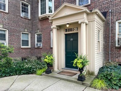 20 Rowsley St, Bridgeport, CT, 06605