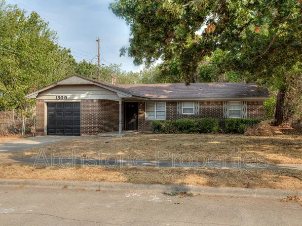 1309 Hickory Ln, Midwest City, OK 73110