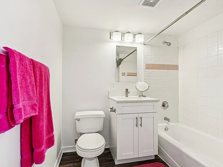 25-web-or-mls-SW 27th St-S1212-025