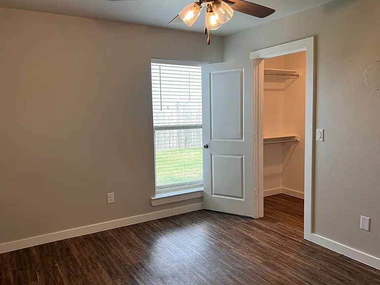 3406 Tiffin Ave — Photo 22