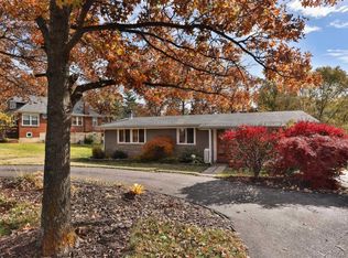 7910 S Rock Hill Rd, Saint Louis, MO 63123