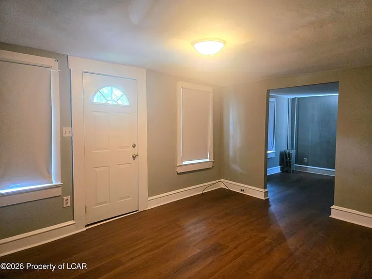 42 Jenkins Ct #1 — Photo 4