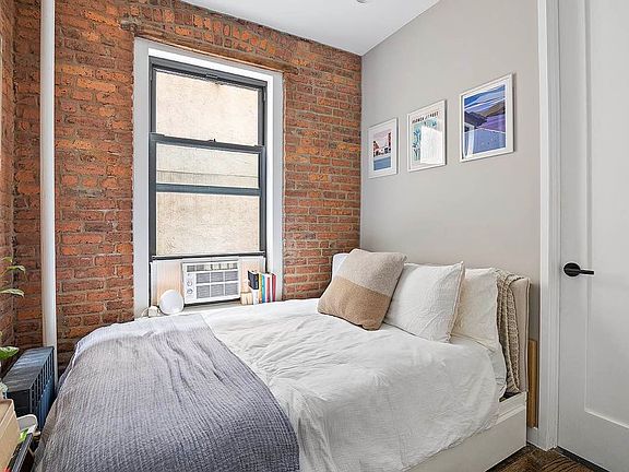 4th image of 332 E 19th St #23