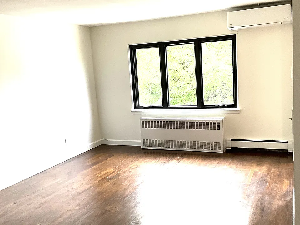 4123 Corporal Kennedy St #2