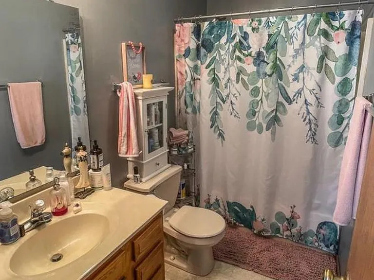 3627 Thornhill Cir E #3627 — Photo 11