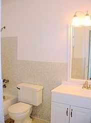 4th image of 1475 NE 125th Ter APT 404