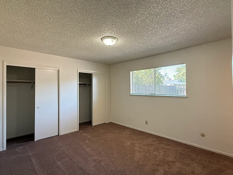 1632 Dennis Ave — Photo 11
