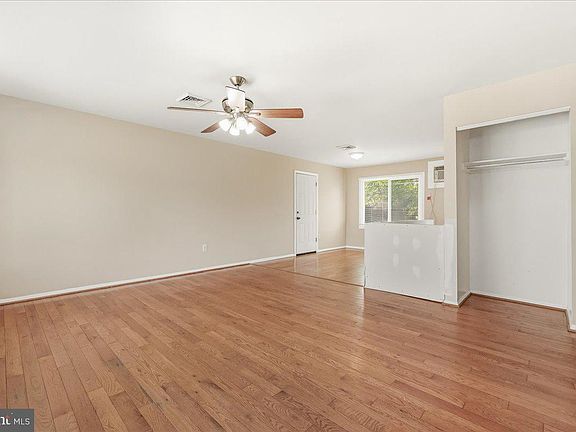 5th image of 45 Concord Dr