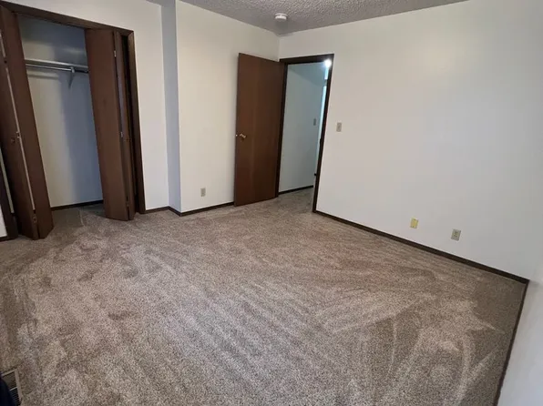 509 S Elm Ave APT 8, Norfolk, NE 68701