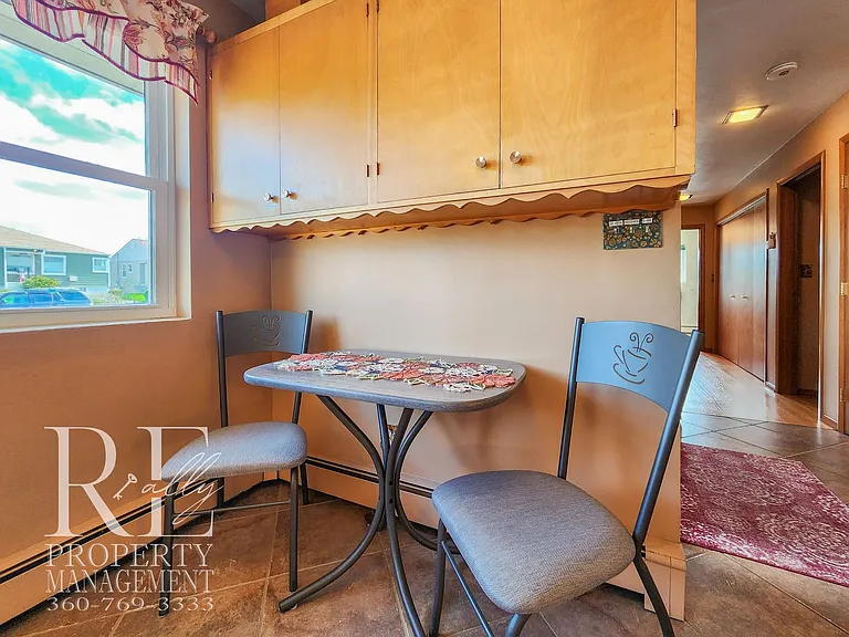 2113 Brashem Ave — Photo 5