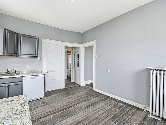 5th image of 3623 Bamberger Ave #2F