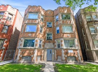 8135-8137 S Kingston Ave #8137-2, Chicago, IL 60617