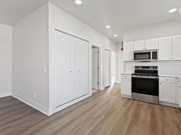 109 E Maumee St, Adrian, MI