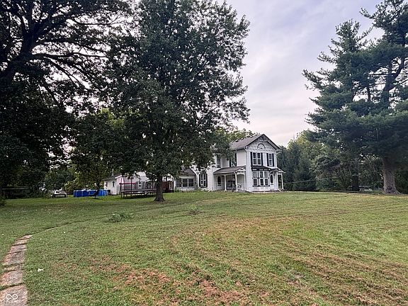 2nd image of 304 Lincoln St