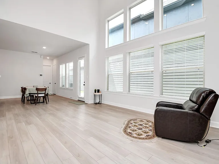 1538 Park Path Dr — Photo 13