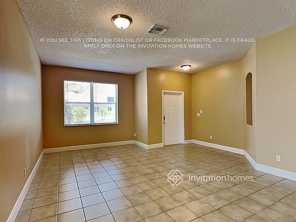 3rd image of 2266 SW 135th Ave