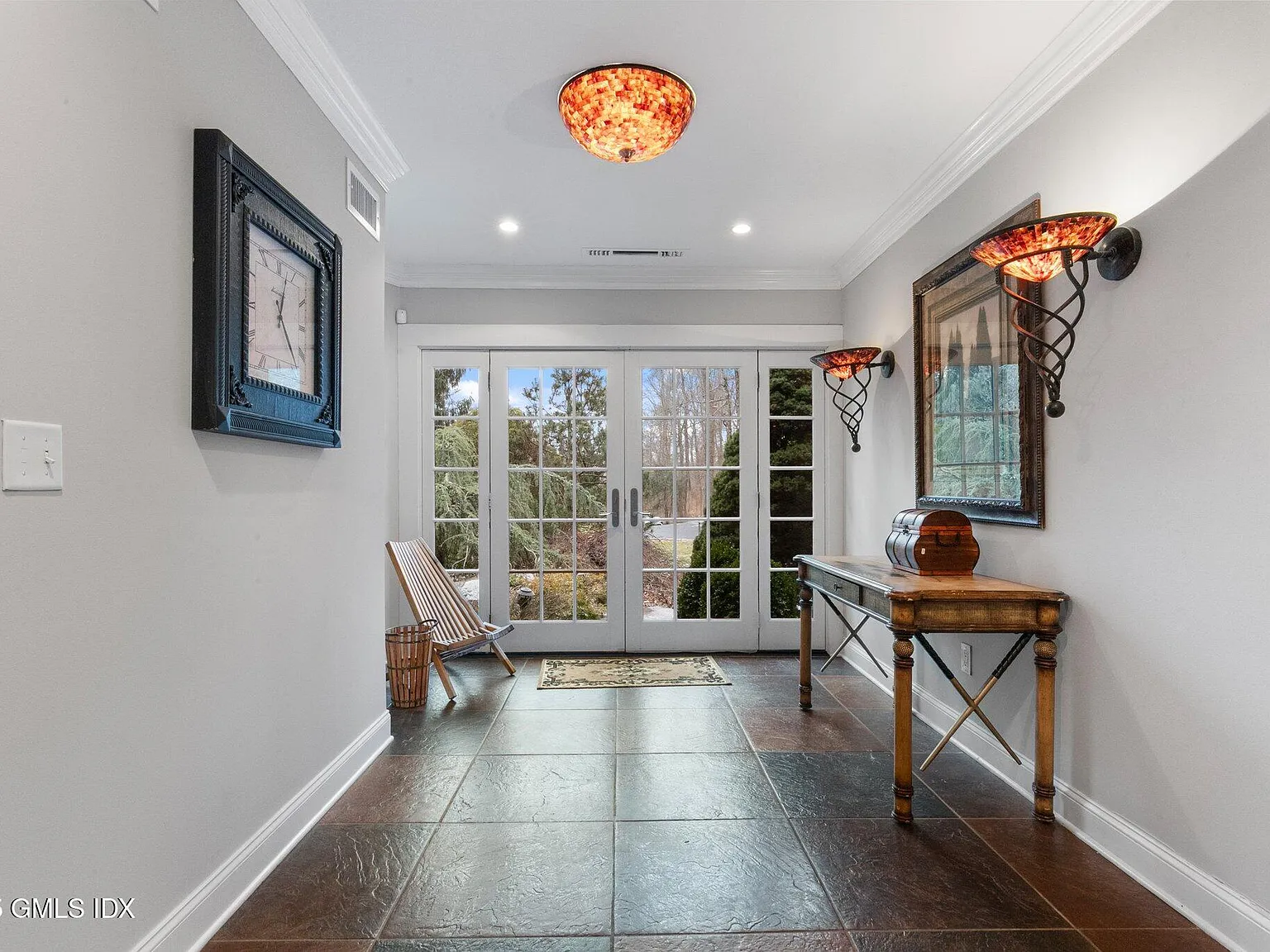 4 bed, 4.0 bath, 3659 sqft, $15,000 — Photo 2