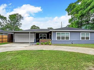 8006 Hammerly Blvd, Houston, TX 77055