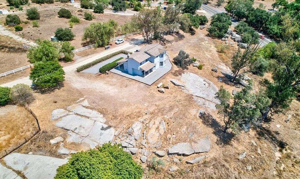1st image of 18434 Ramona View Dr
