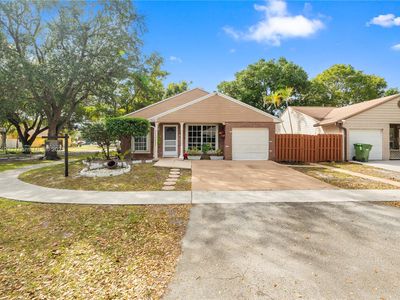 1250 SW 84th Ter, Pembroke Pines, FL, 33025