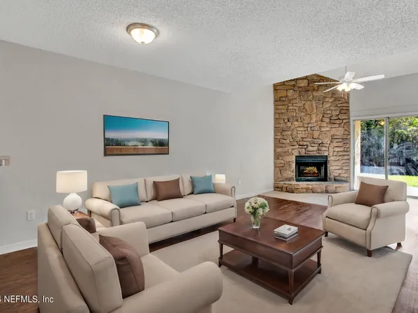 1965 OAK WATER Drive, Jacksonville, FL 32225