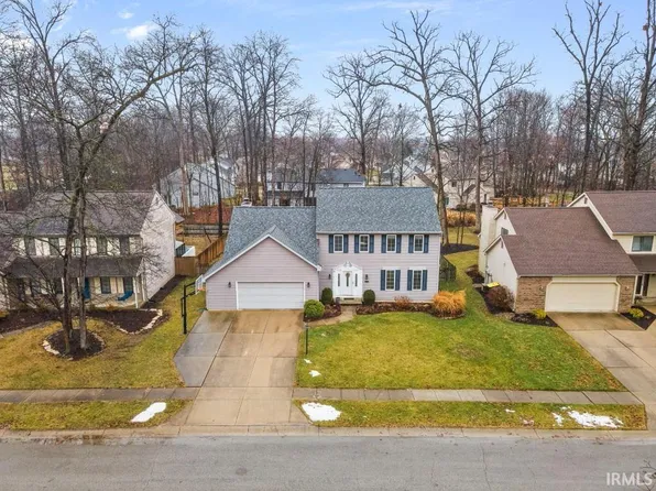 6208 Hunter Wood Dr, Fort Wayne, IN 46835