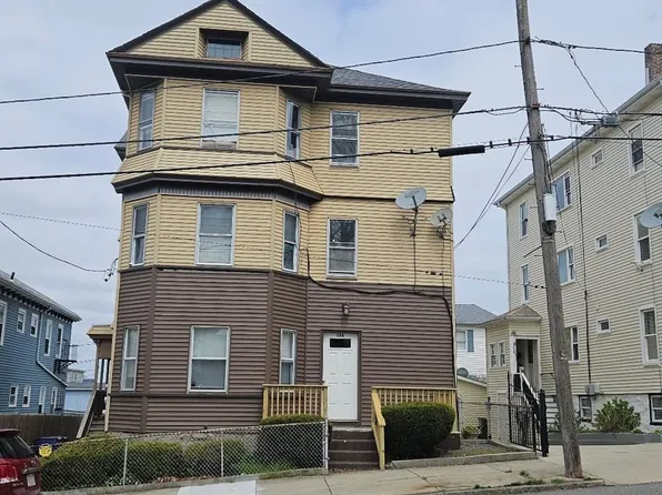 156 Bradford Ave, Fall River, MA 02721