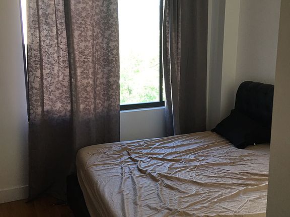 4th image of 739 Lafayette Ave #3