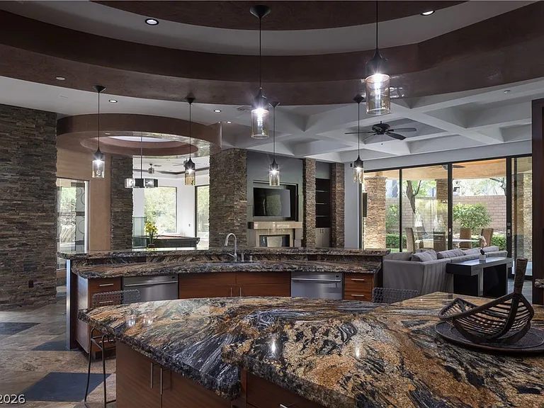 17 Soaring Bird Ct — Photo 9