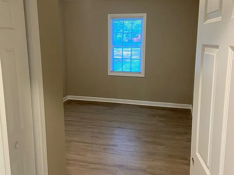 1658 Georgia Ave SW — Photo 30