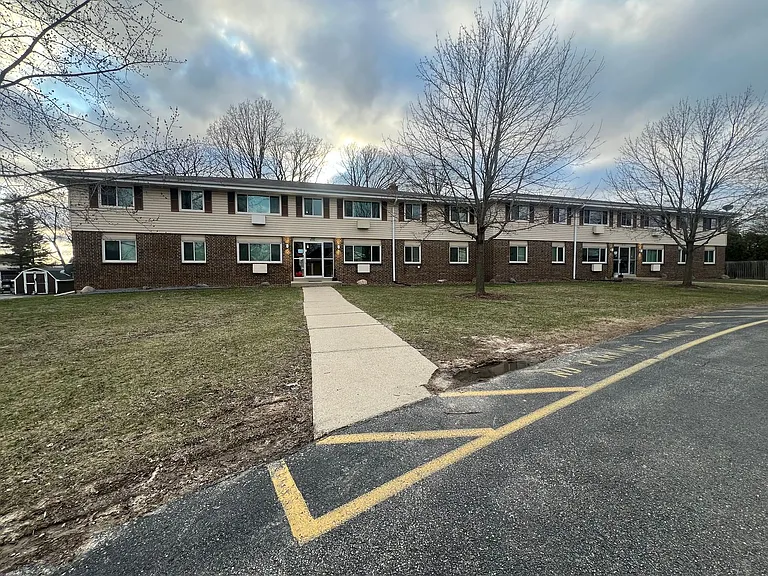 N169W19862 Chestnut Ct — Photo 1