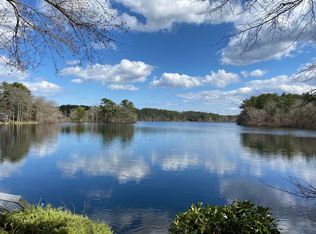 7 Hog Rock Rd, Plymouth, MA 02360