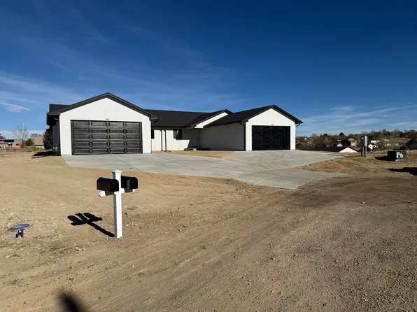 241 W Laurue Ln #241, Pueblo, CO 81007