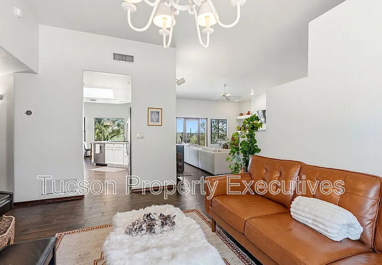 3901 N Vista De La Cima — Photo 13