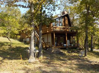 548 Hodges Dr, Chadwick, MO 65629