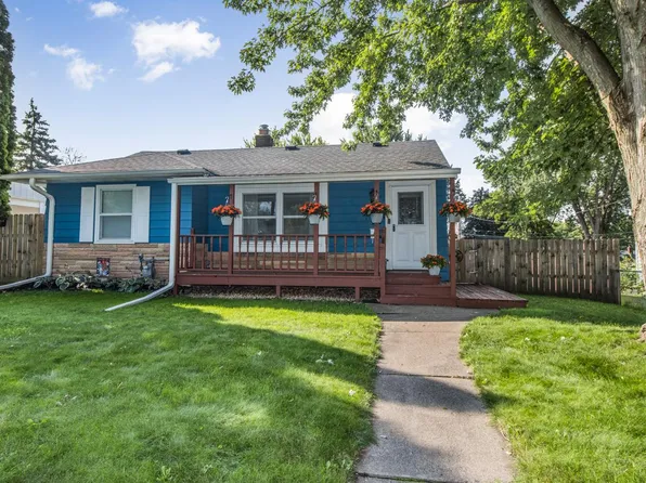 2714 3rd Ave E, North Saint Paul, MN 55109