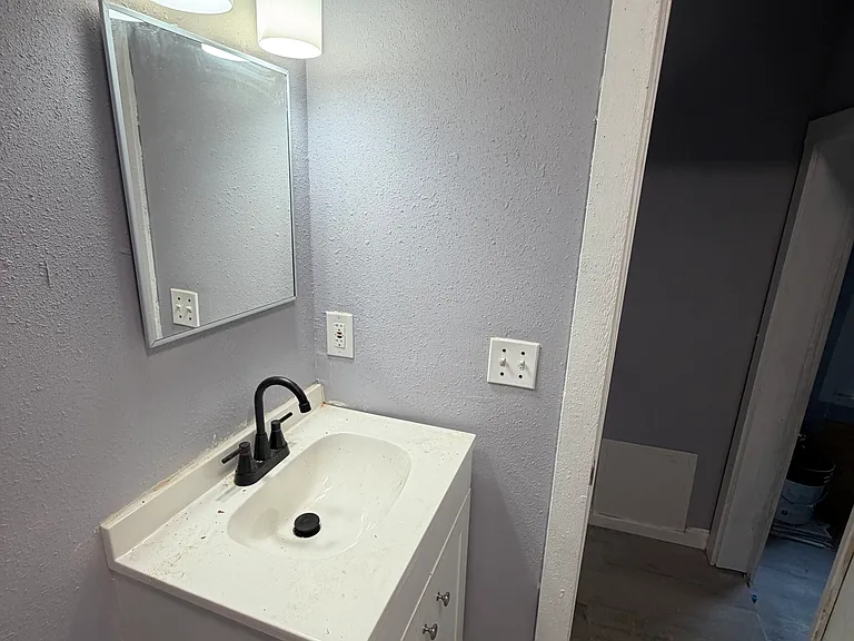 510 Gay St — Photo 22
