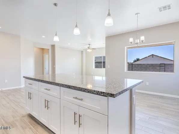 3645 N BANDELIER Drive, Eloy, AZ 85131