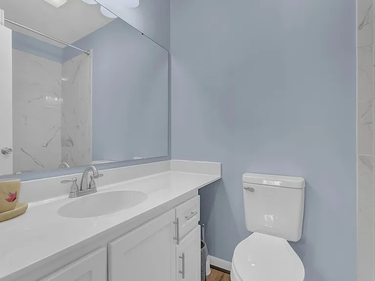 1860 Robalo Dr #203A — Photo 16