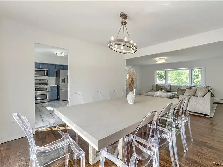 31 Gleason Dr — Photo 8