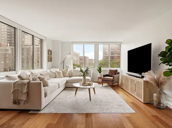 333 Rector Pl APT 605, New York, NY 10280