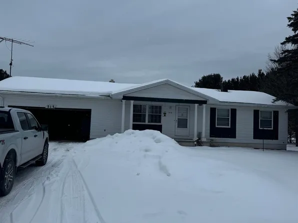 515 Thumb Lake Rd, Vanderbilt, MI 49795