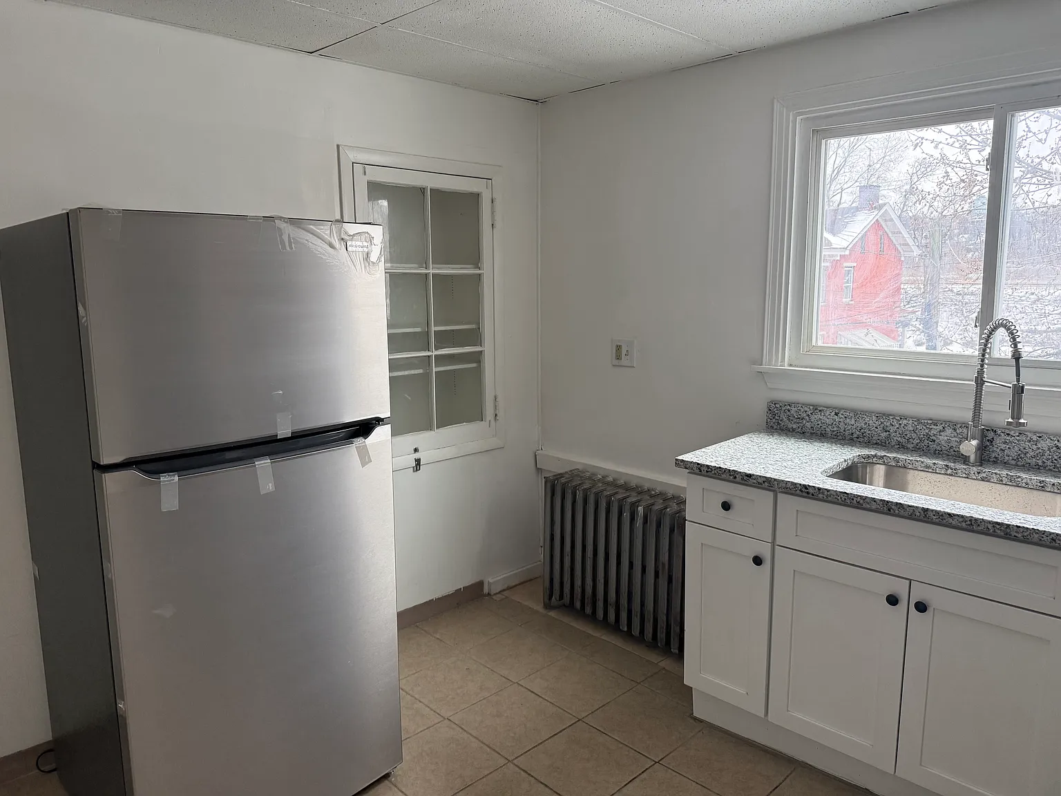 3 bed, $1,395 — Photo 2