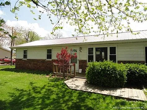 403 W Hall Cir photo 1