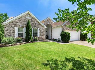 104 Birchwood Trail Dr, Maryland Heights, MO 63043