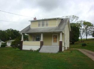 766 Evergreen Rd, Leechburg, PA 15656