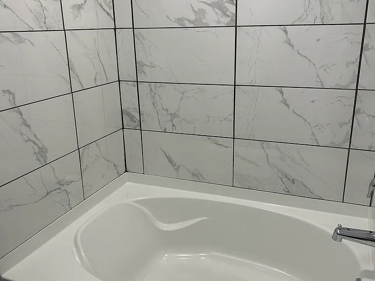 8004 N Alaska St #1 — Photo 9